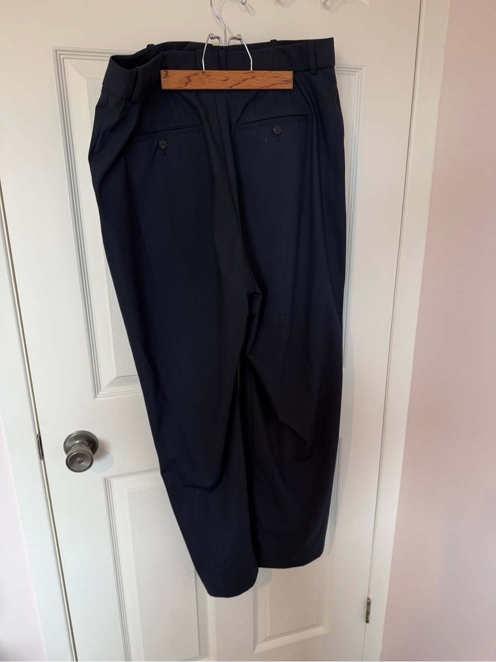 Uniqlo Women’s Navy Tailored Dress Pants